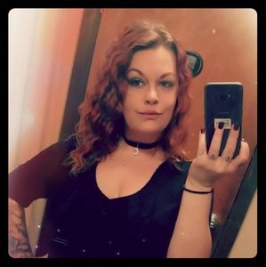 Meet your Posher, Casie